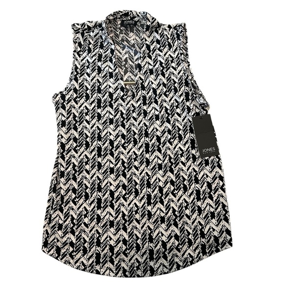 JONES‎ NEW YORK's Sleek Keyhole Top - Size (Small) - New With Tags! - Picture 2 of 10